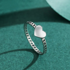 Vioraia Pristine Love Ring