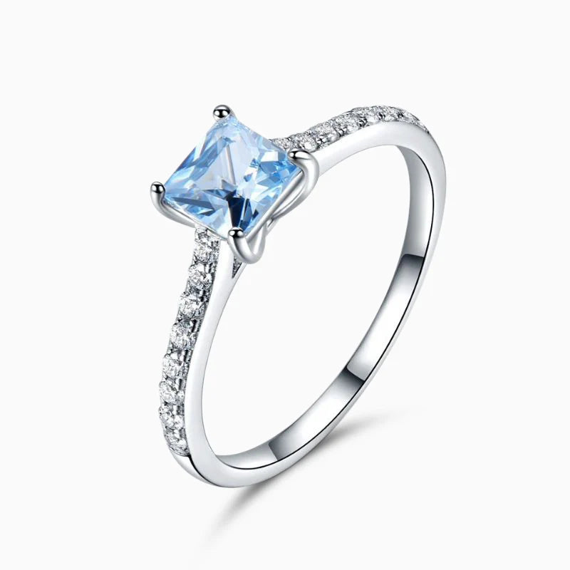 Vioraia Earnest Ring