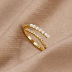 Vioraia “Wrap Me” Pearl & Crystal Ring