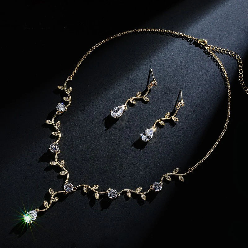 Vioraia Vine and Stud Sparkle Jewelry Set