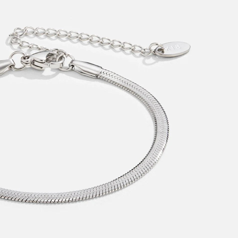 Vioraia Sarya Snake Chain Silver Bracelet
