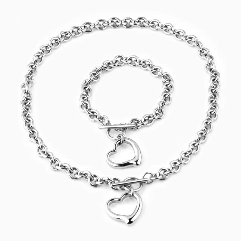 Vioraia Vintage Toggle Clasp Heart Jewelry Set