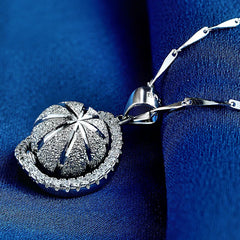 Vioraia Brilliant Basketball Necklace