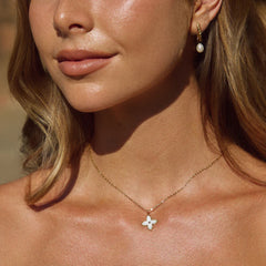 Vioraia White Blossom Petal Necklace