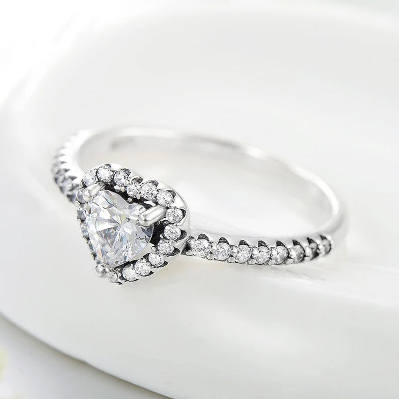 Vioraia B  Hearts Ring