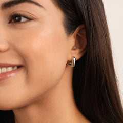 Vioraia Alice Square Hoop Silver Earrings