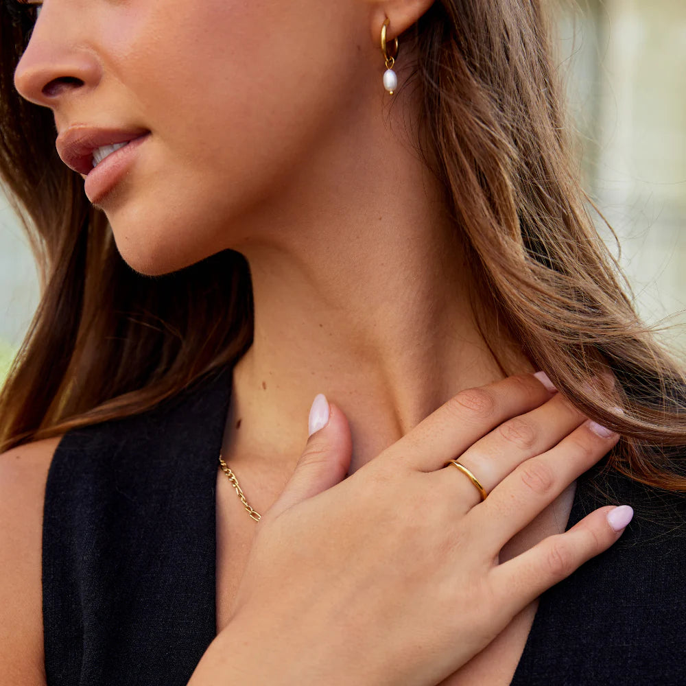 Vioraia Madison Thin Wave Ring