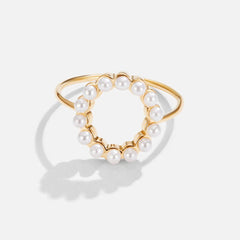 Vioraia Sabrina Classic Round Pearl Ring