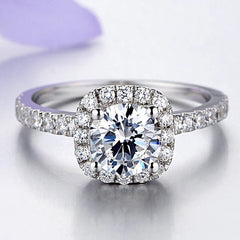 Vioraia Verano Square Halo Ring