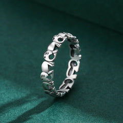 Vioraia Elephant Journey Ring