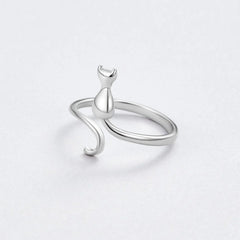 Vioraia Midnight Cat Silver Ring