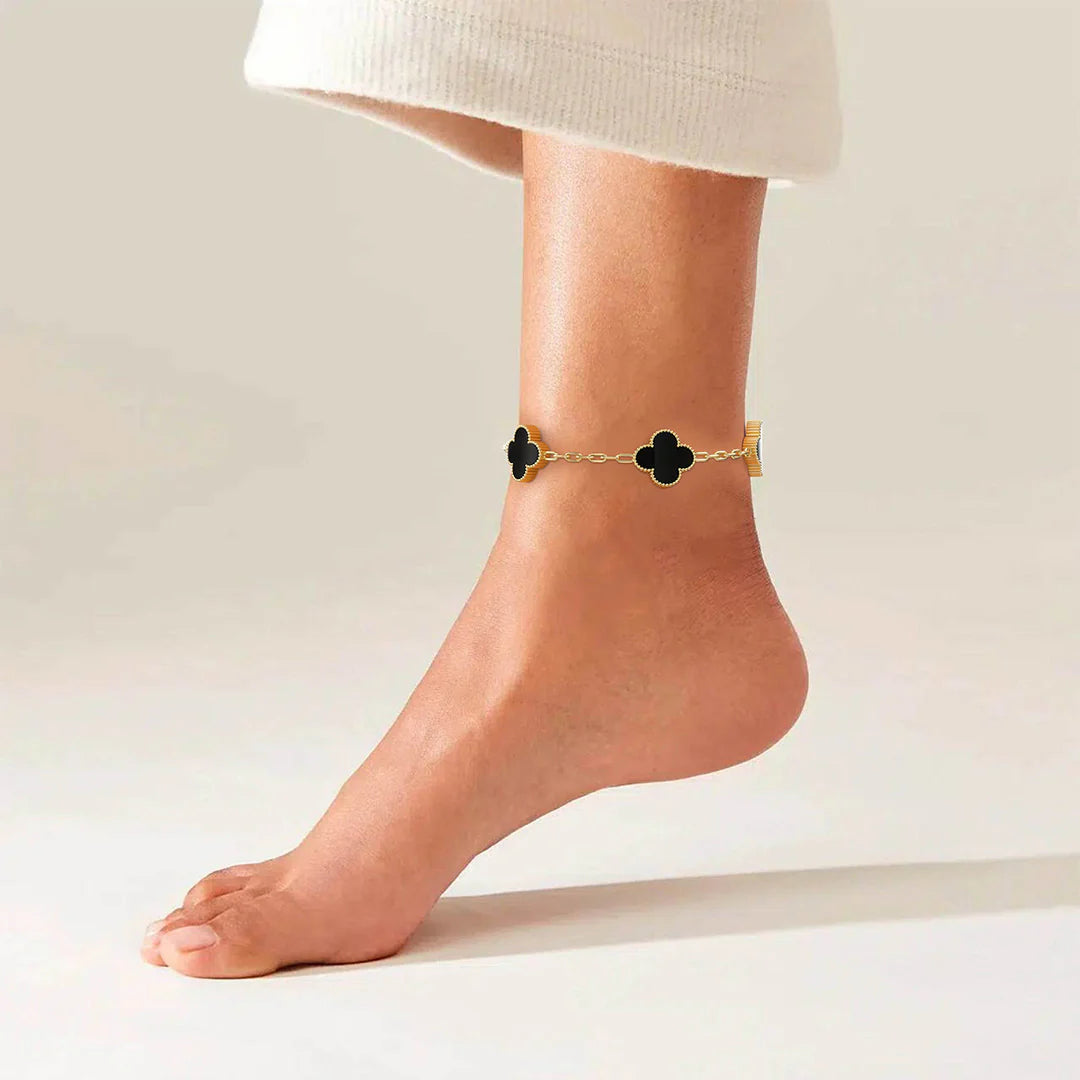 Vioraia Clovers Anklet