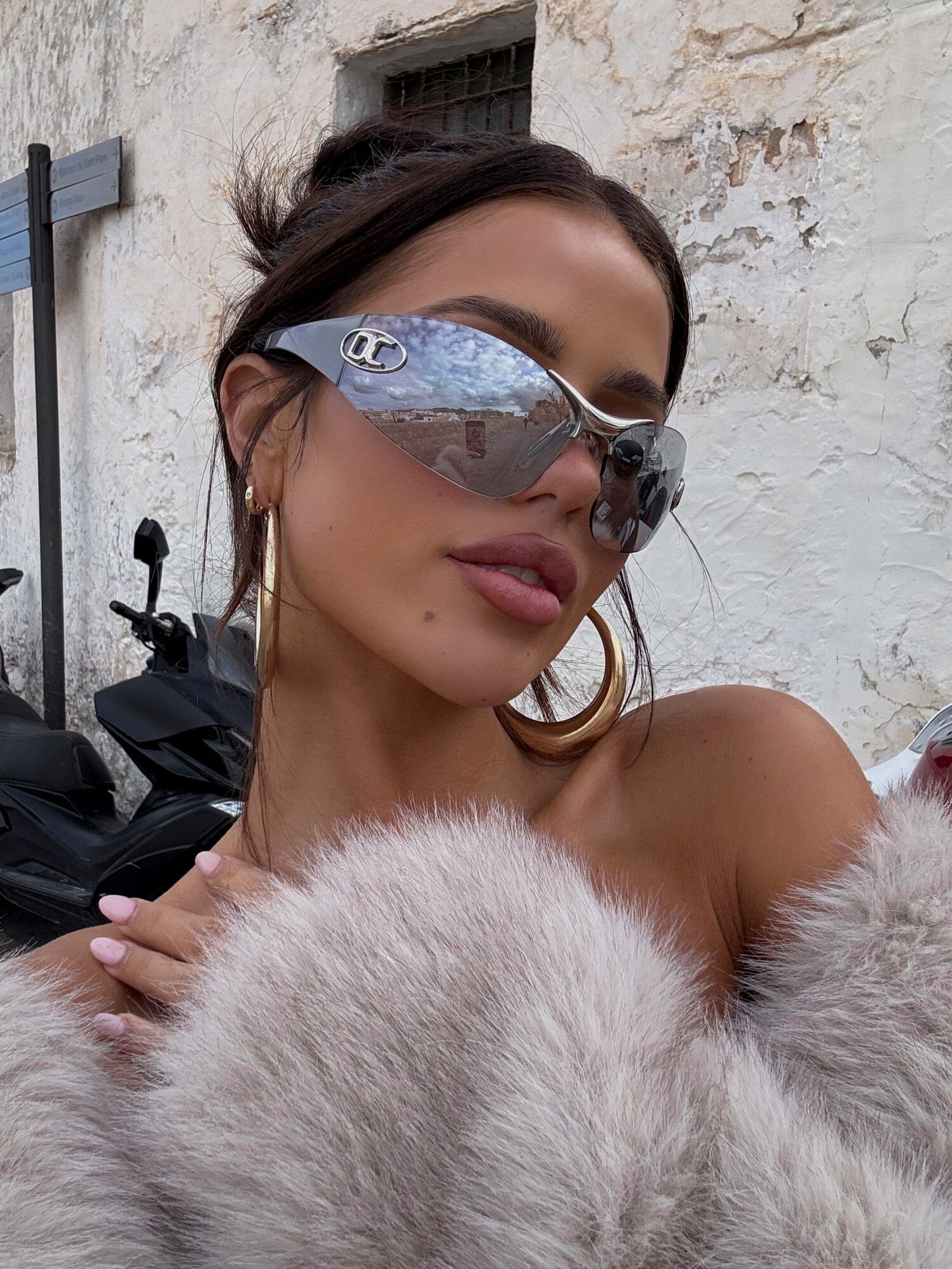 Lucy's SIGNATURE FRAMELESS SUNGLASSES SILVER