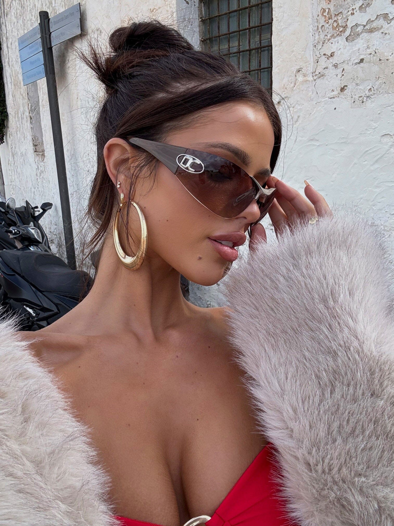 Lucy's SIGNATURE FRAMELESS SUNGLASSES TAN